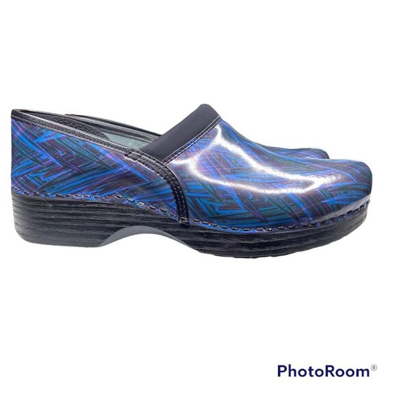 Abeo Ellie Clog Blue Zig Zag Size 10 N - Picture 1 of 10